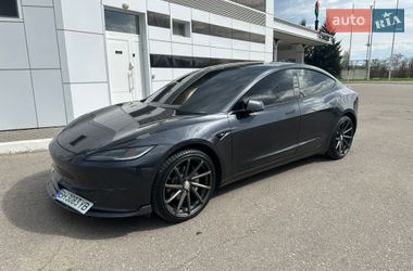 Седан Tesla Model 3 2024 в Черноморске