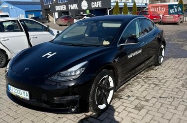 Седан Tesla Model 3 2018 в Барышевке