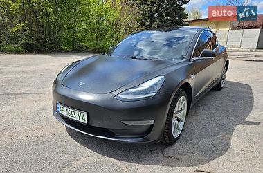 Седан Tesla Model 3 2018 в Марганце