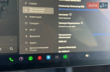 Седан Tesla Model 3 2024 в Тернополе