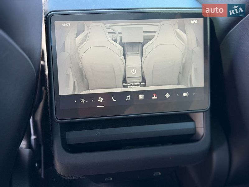 Седан Tesla Model 3 2024 в Тернополі