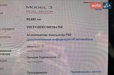 Седан Tesla Model 3 2021 в Киеве