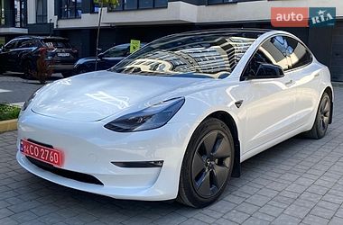 Седан Tesla Model 3 2023 в Ивано-Франковске