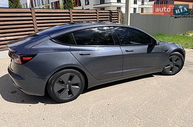 Седан Tesla Model 3 2022 в Львові