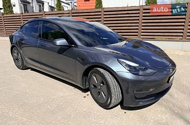 Седан Tesla Model 3 2022 в Львові