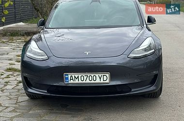 Седан Tesla Model 3 2018 в Житомире