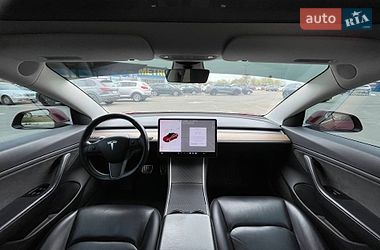 Седан Tesla Model 3 2018 в Києві