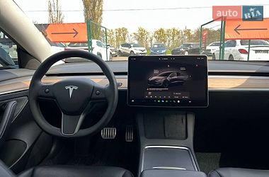 Седан Tesla Model 3 2023 в Одессе