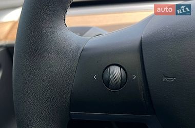 Седан Tesla Model 3 2023 в Одессе