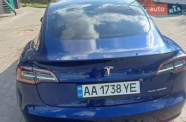 Седан Tesla Model 3 2020 в Киеве