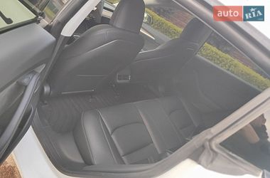 Седан Tesla Model 3 2023 в Одессе