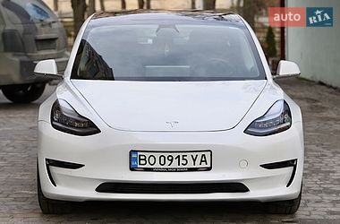 Седан Tesla Model 3 2019 в Тернополе