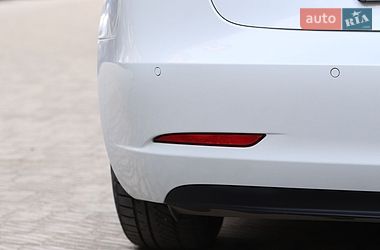 Седан Tesla Model 3 2019 в Тернополе