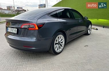Седан Tesla Model 3 2021 в Киеве