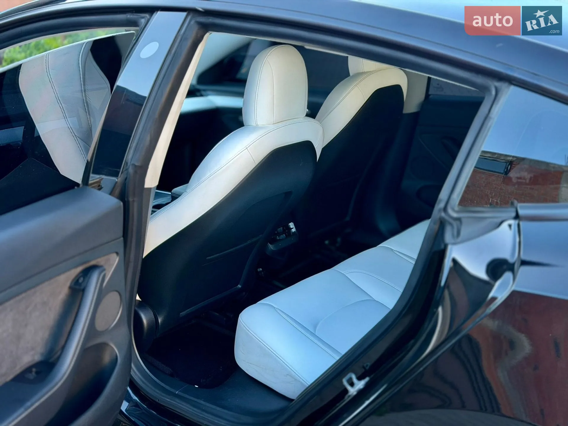 2022 Tesla Model 3 - мініатюра 11