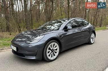Седан Tesla Model 3 2021 в Василькове
