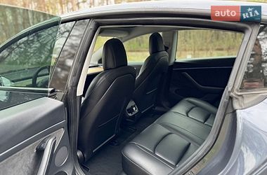 Седан Tesla Model 3 2021 в Василькове