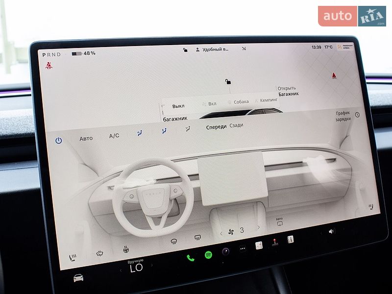 Седан Tesla Model 3 2024 в Львові