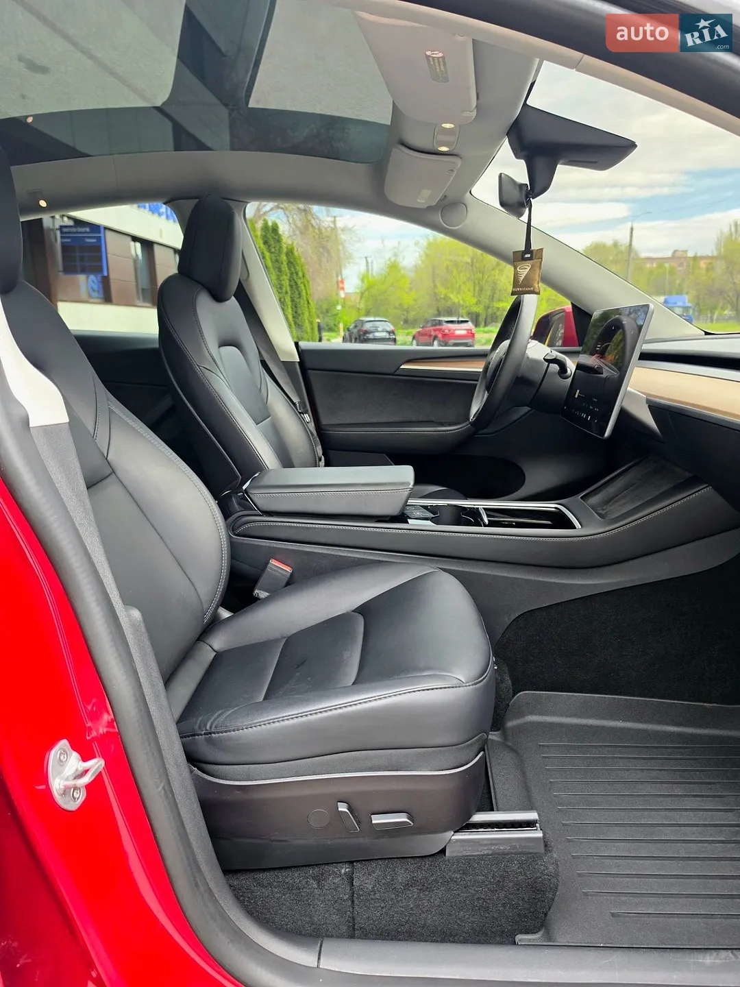 2022 Tesla Model Y - мініатюра 14