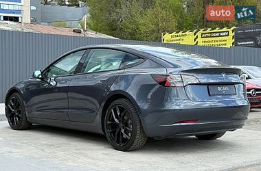 Седан Tesla Model 3 2021 в Києві