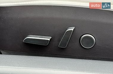Седан Tesla Model 3 2021 в Києві