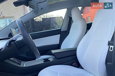 Седан Tesla Model 3 2020 в Ивано-Франковске