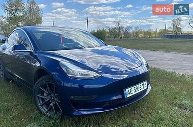 Седан Tesla Model 3 2018 в Каменском