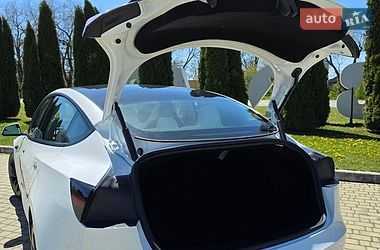Седан Tesla Model 3 2025 в Одессе