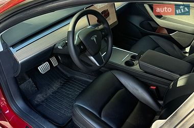 Седан Tesla Model 3 2022 в Тернополе