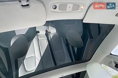 Седан Tesla Model 3 2019 в Днепре