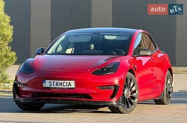 Седан Tesla Model 3 2021 в Хмельницком