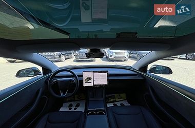Седан Tesla Model 3 2024 в Ивано-Франковске