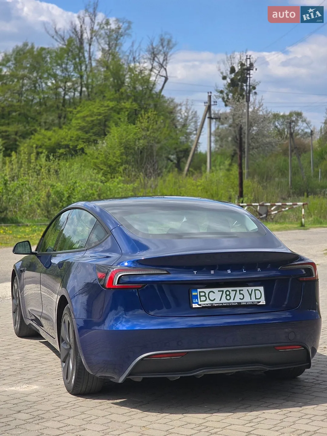 2024 Tesla Model 3 - мініатюра 9