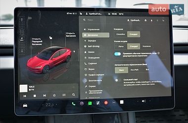 Седан Tesla Model 3 2024 в Киеве