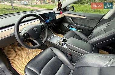 Седан Tesla Model 3 2023 в Кременчуге