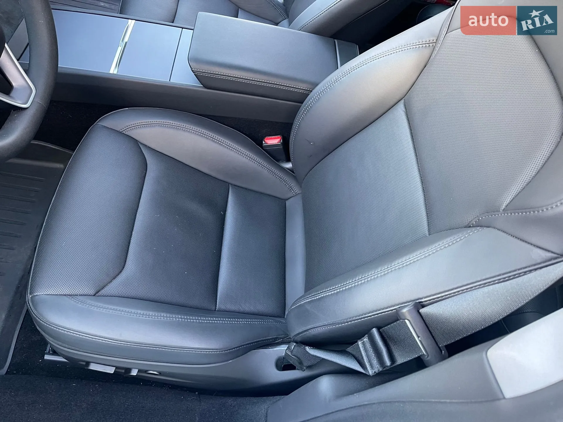 2024 Tesla Model 3 - мініатюра 15