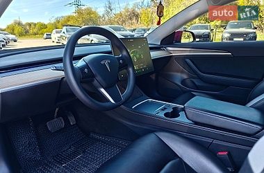 Седан Tesla Model 3 2022 в Львове