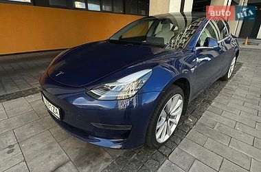 Седан Tesla Model 3 2019 в Києві
