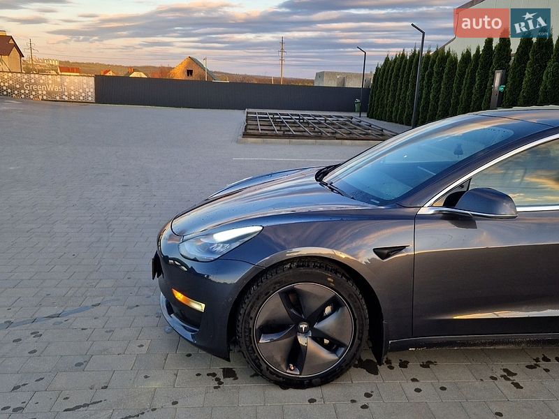 Седан Tesla Model 3 2019 в Каменец-Подольском