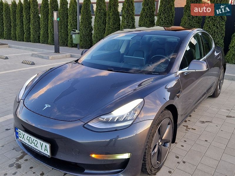 Седан Tesla Model 3 2019 в Каменец-Подольском