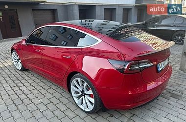 Седан Tesla Model 3 2018 в Ивано-Франковске