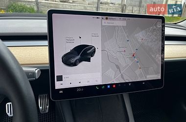 Седан Tesla Model 3 2021 в Ивано-Франковске
