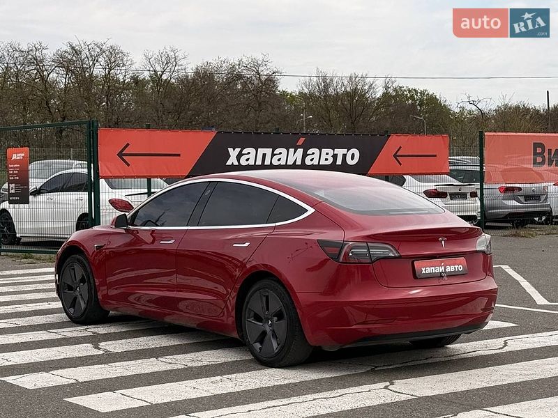 Седан Tesla Model 3 2018 в Одессе