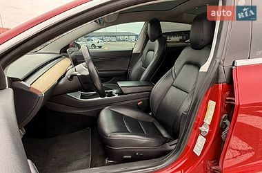 Седан Tesla Model 3 2018 в Одессе