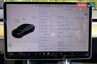 Седан Tesla Model 3 2020 в Львове