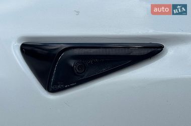Седан Tesla Model 3 2022 в Киеве