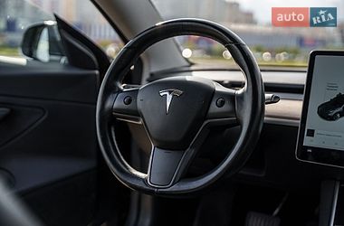 Седан Tesla Model 3 2018 в Києві