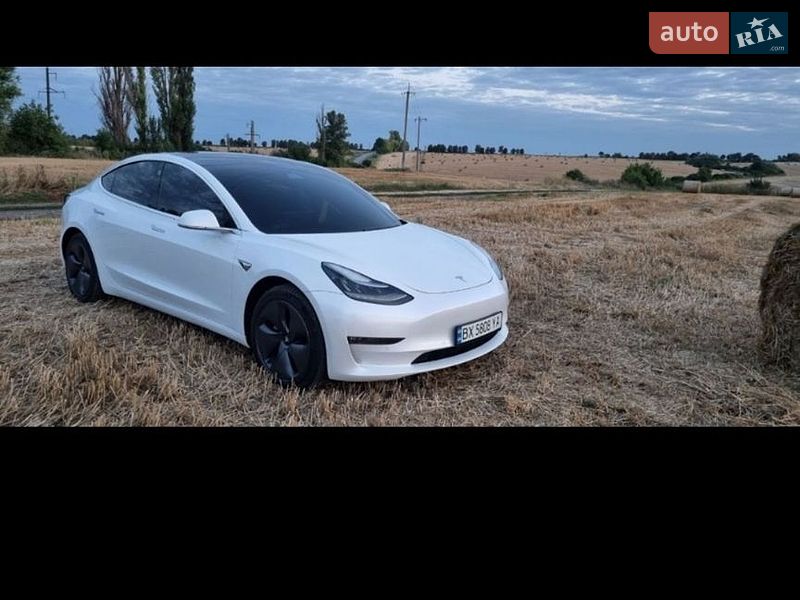 Седан Tesla Model 3 2019 в Хмельницькому