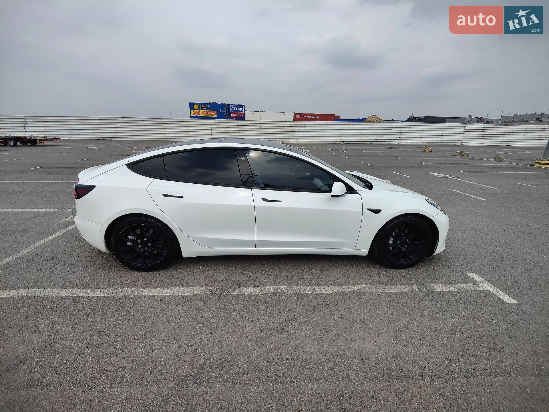 2021 Tesla Model 3 - мініатюра 23