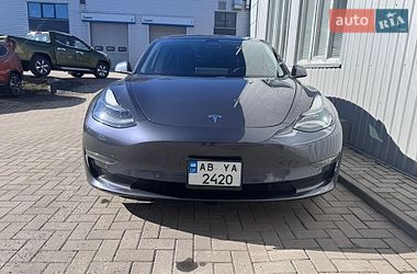Седан Tesla Model 3 2022 в Виннице